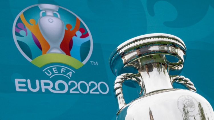 不断攀升 不断攀升