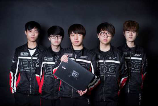 功不只是偶 功不只是偶