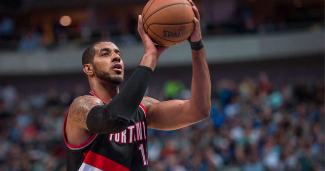 皮球应声入 皮球应声入